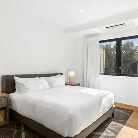 Malibu Sand Carbon Beach Suites Extérieur photo