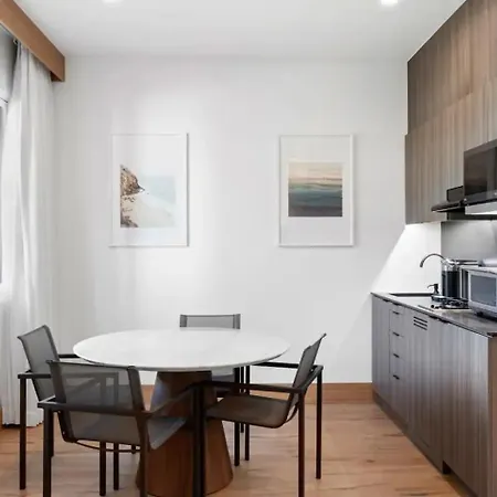 Malibu Sand Carbon Beach Suites Extérieur photo