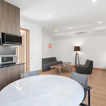 Malibu Sand Carbon Beach Suites Extérieur photo
