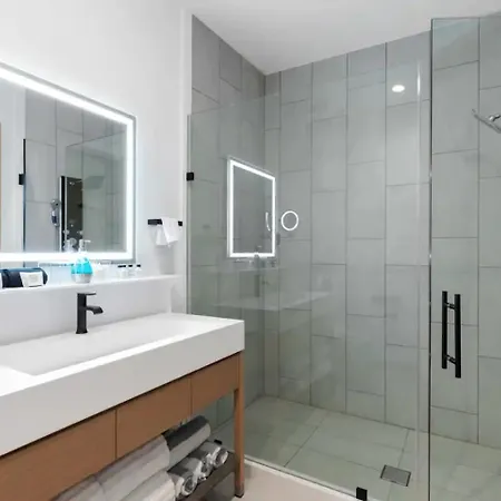 Malibu Sand Carbon Beach Suites Extérieur photo