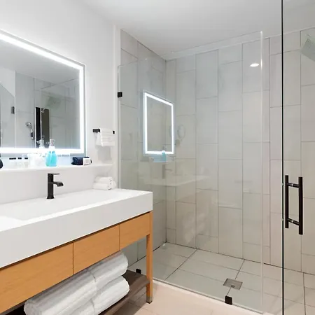 Malibu Sand Carbon Beach Suites Extérieur photo